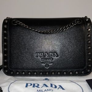 Leather Prada bag in very good condition